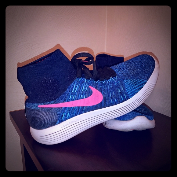 nike run easy soft and supportive lunarlon